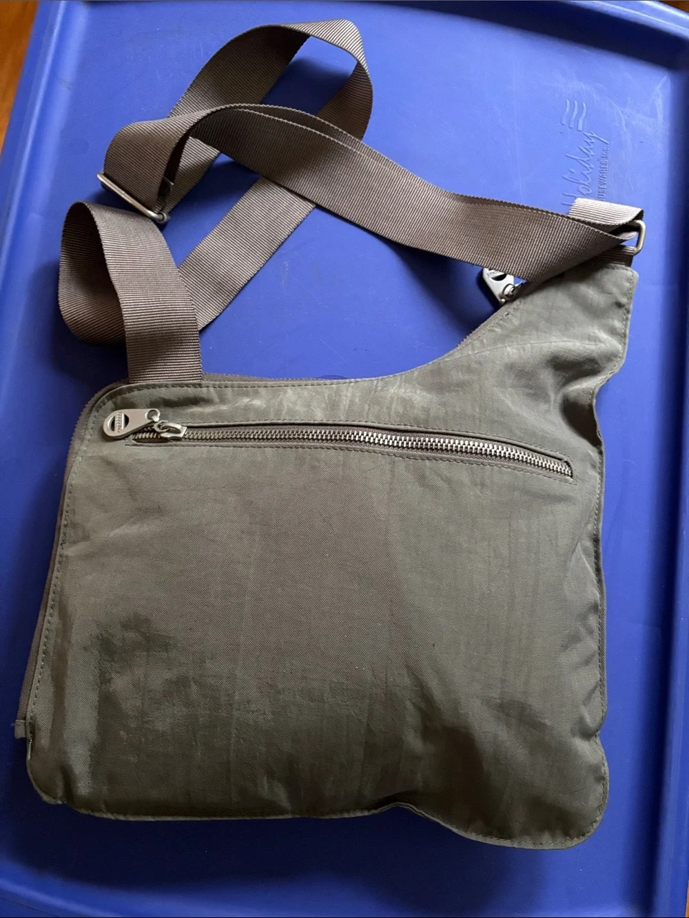 Baggallini Sydney Olive Crossbody Shoulder Bag - Multi-Pocket Everyday Sling